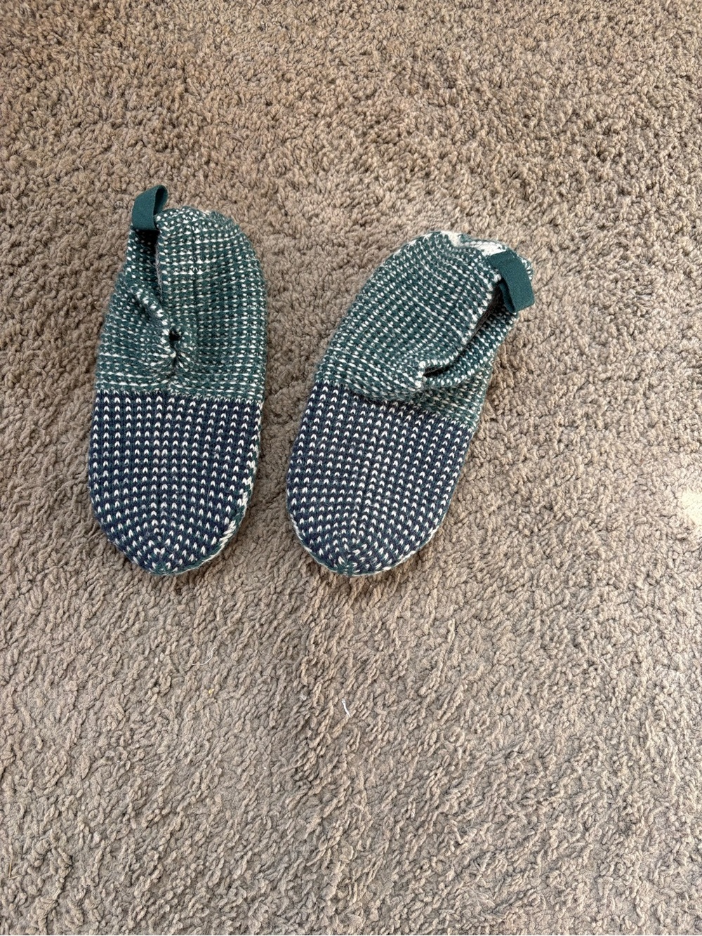 Bombas Kids Two-Tone Knit Slip-Ons in Green and Navy